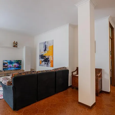 Apartament Django's *