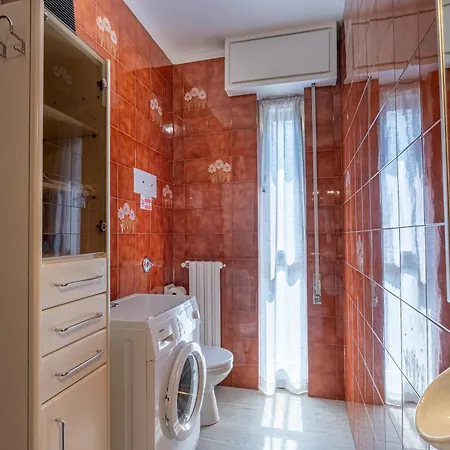 Django's Apartament